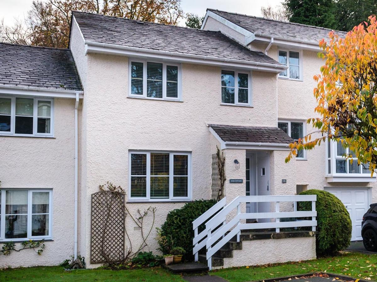 The Neon Rose Bowness-on-Windermere Exterior foto